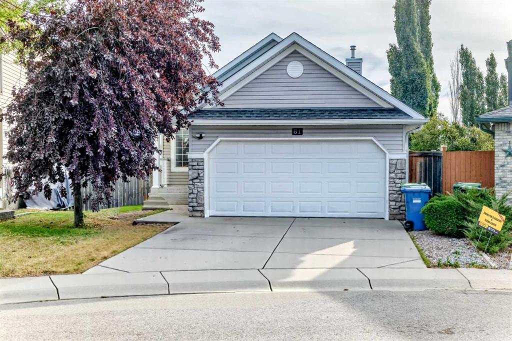 61 Royal Birch Grove NW, Calgary, Alberta, T3G 5K5