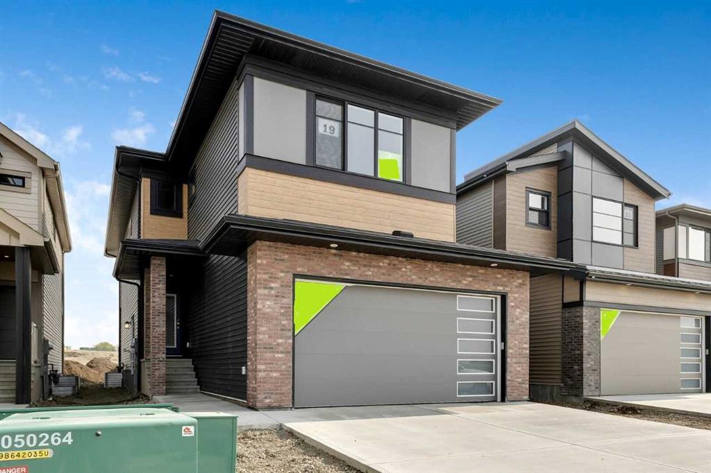 19 Heritage Link, Cochrane, Alberta, T4C 2J8