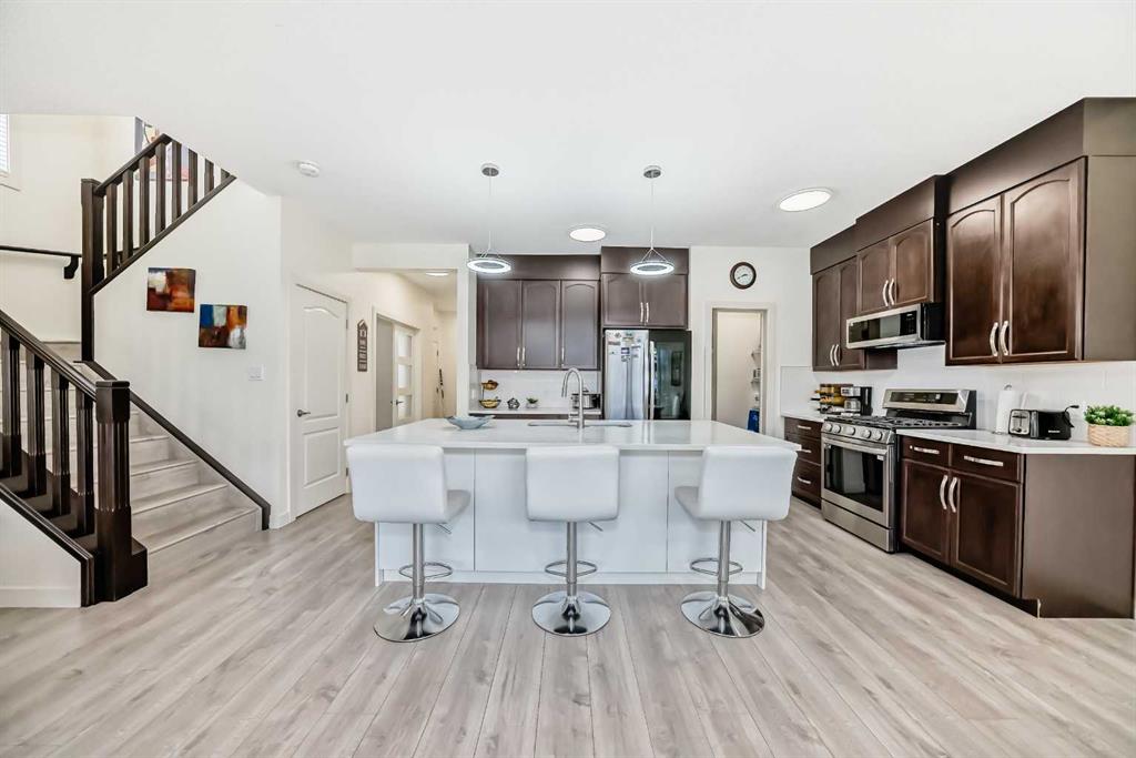 437 Auburn Bay Drive SE, Calgary, Alberta, T3M0M7