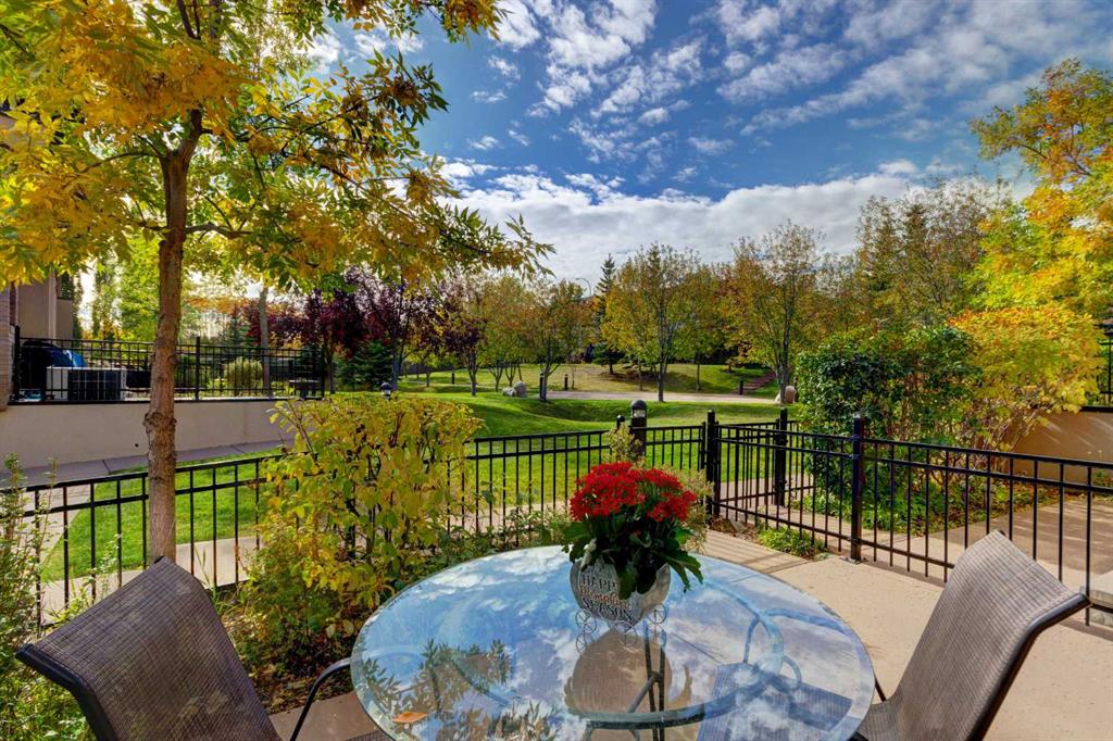 315 Aspen Hills Villas SW, Calgary, Alberta, T3H 0H9