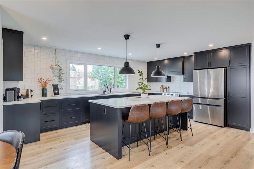 1240 Mapleglade Crescent SE, Calgary, Alberta, T2J2H3