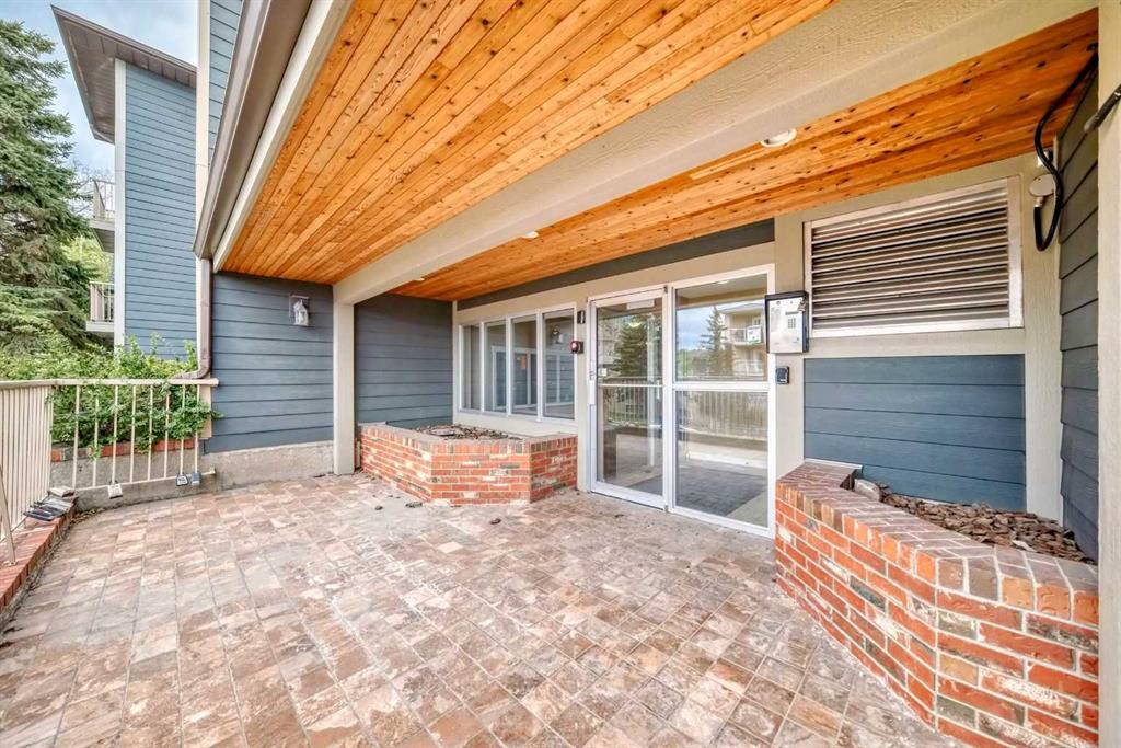 #204 420 3 Avenue NE, Calgary, Alberta, T2E 0H6