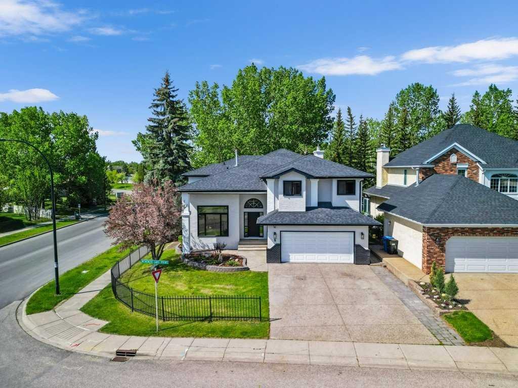 5 Mckenzie Lake Point SE, Calgary, Alberta, T2Z1L7