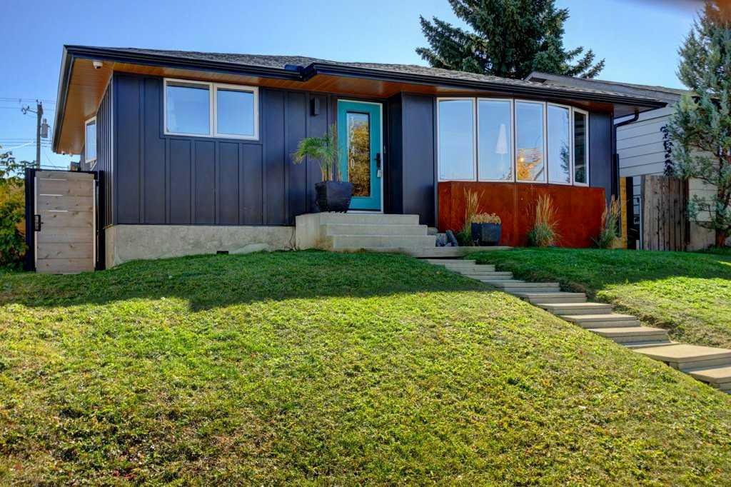 3240 Doverville Crescent SE, Calgary, Alberta, T2B 1T9