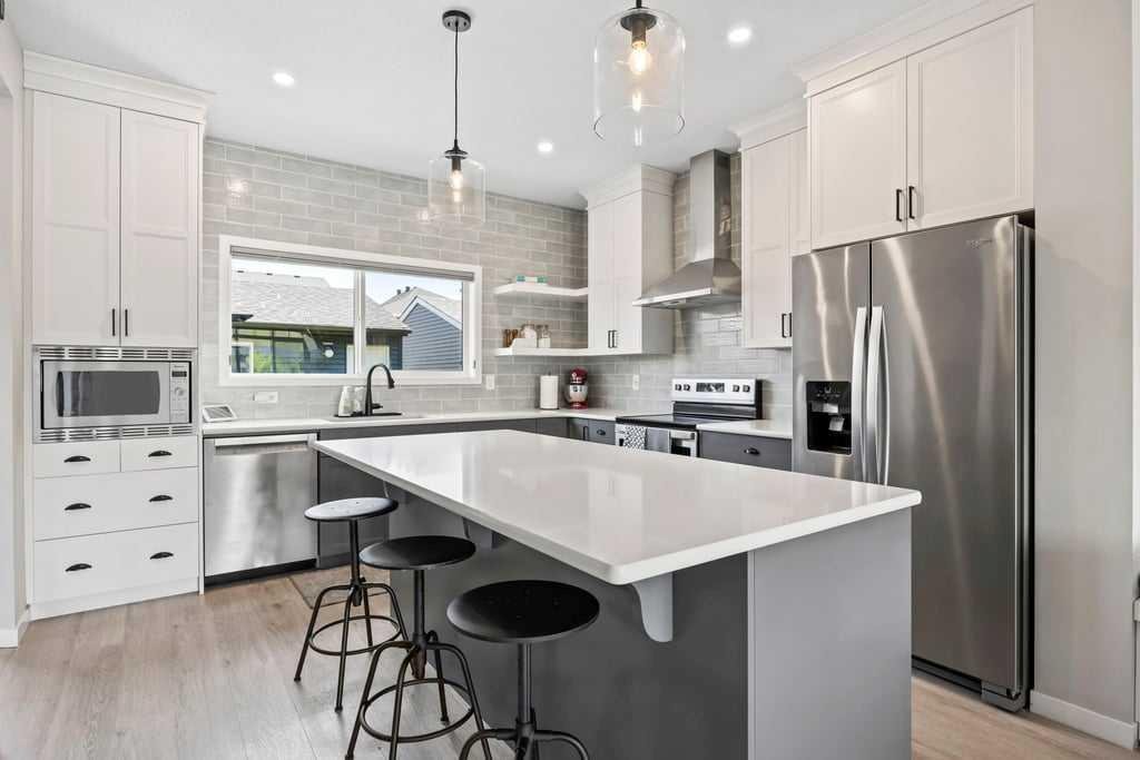 42 Wolf Creek Manor SE, Calgary, Alberta, T2X 3Z8