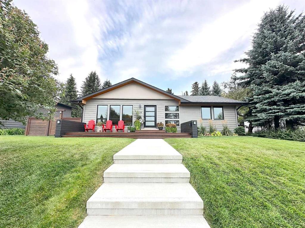 139 Wildwood Drive SW, Calgary, Alberta, T3C 3C7