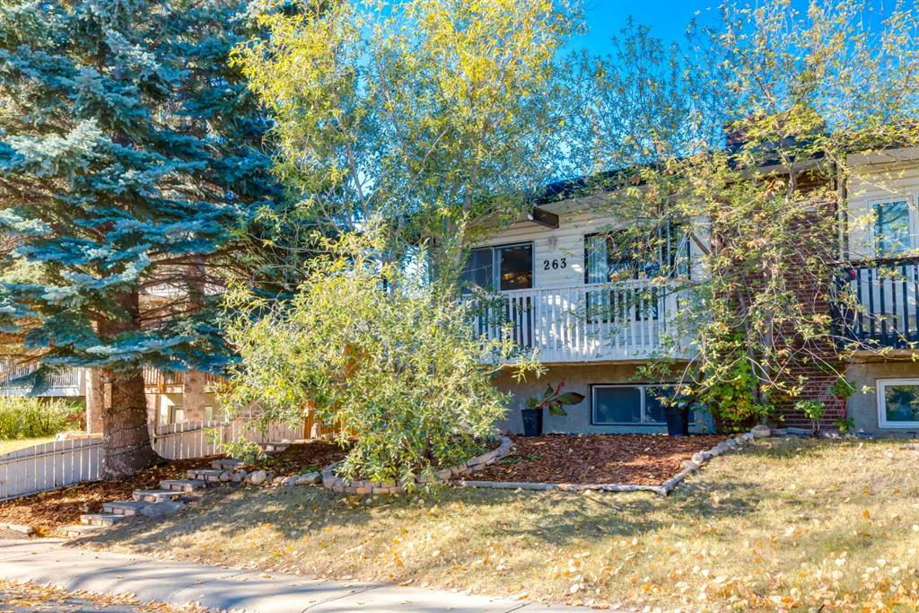 263 Silver Mead Close NW, Calgary, Alberta, T3B 3M7