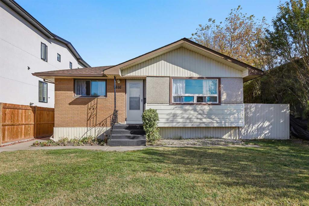 1816 42 Street SE, Calgary, Alberta, T2B 1E9