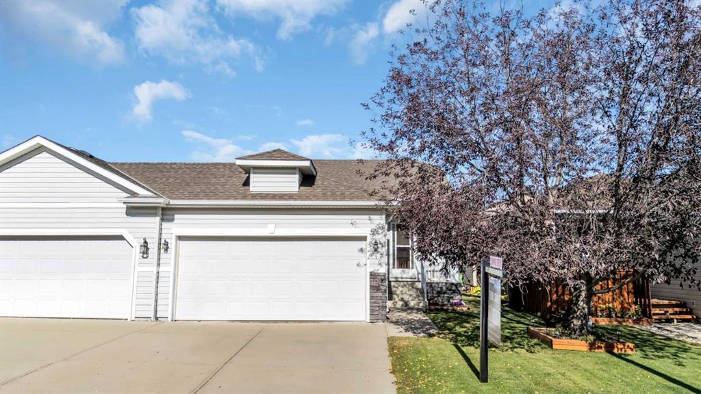 110 West Creek Bay, Chestermere, Alberta, T1X1K7