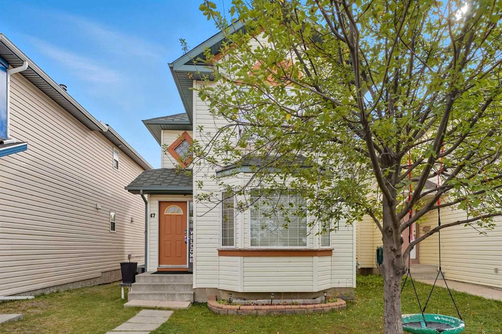 47 Covewood Park NE, Calgary, Alberta, T3K 4T2