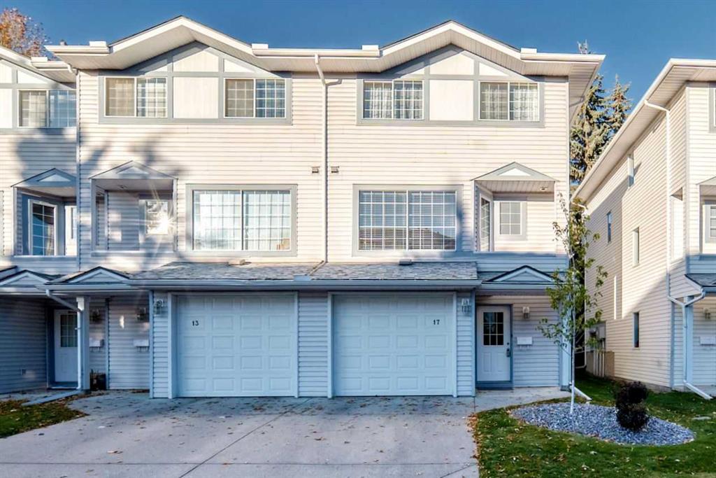17 Kingsland Court SW, Calgary, Alberta, T2V 0S2