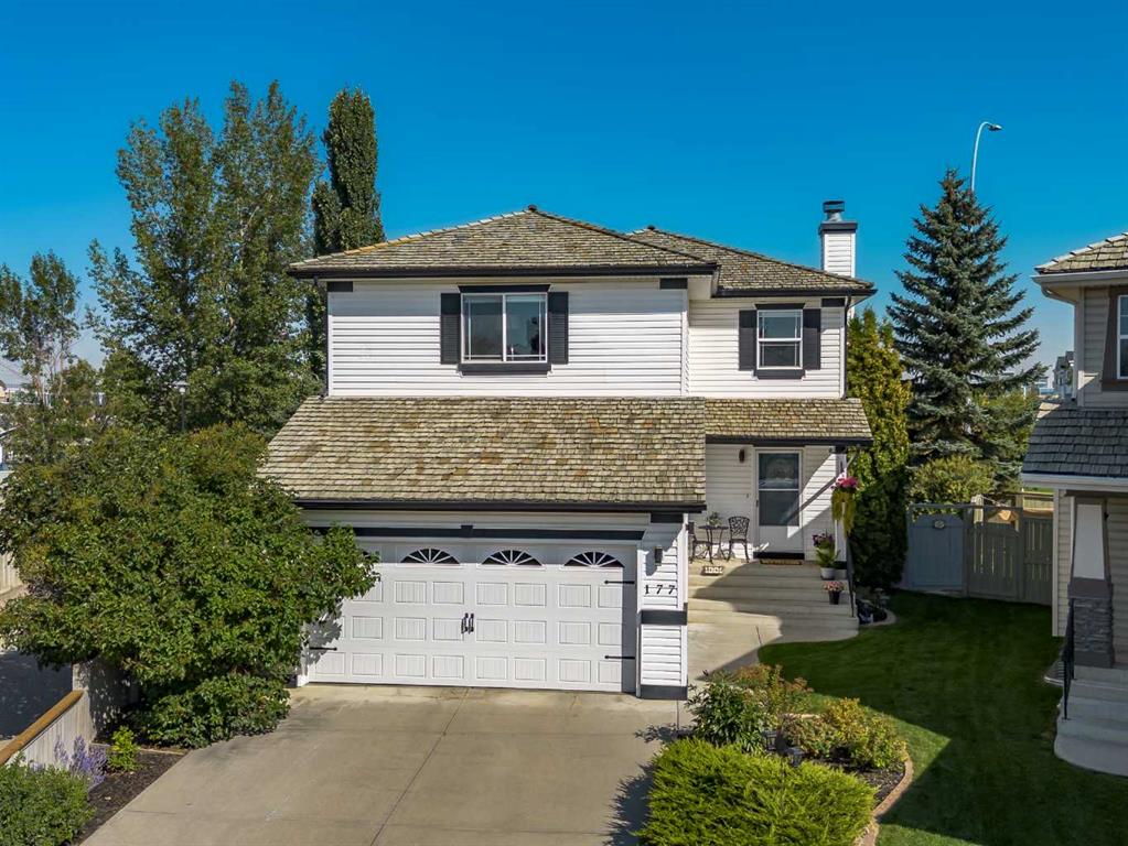 177 Douglas Glen Manor SE, Calgary, Alberta, T2Z 3Y5