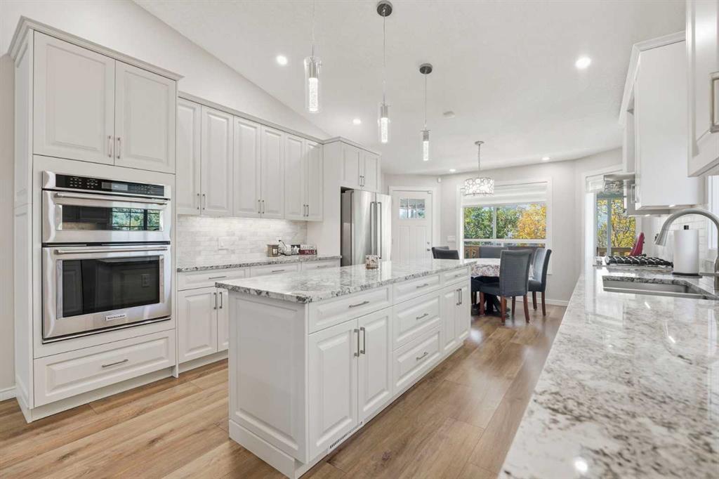 31 Applegrove Crescent SE, Calgary, Alberta, T2A 7P2