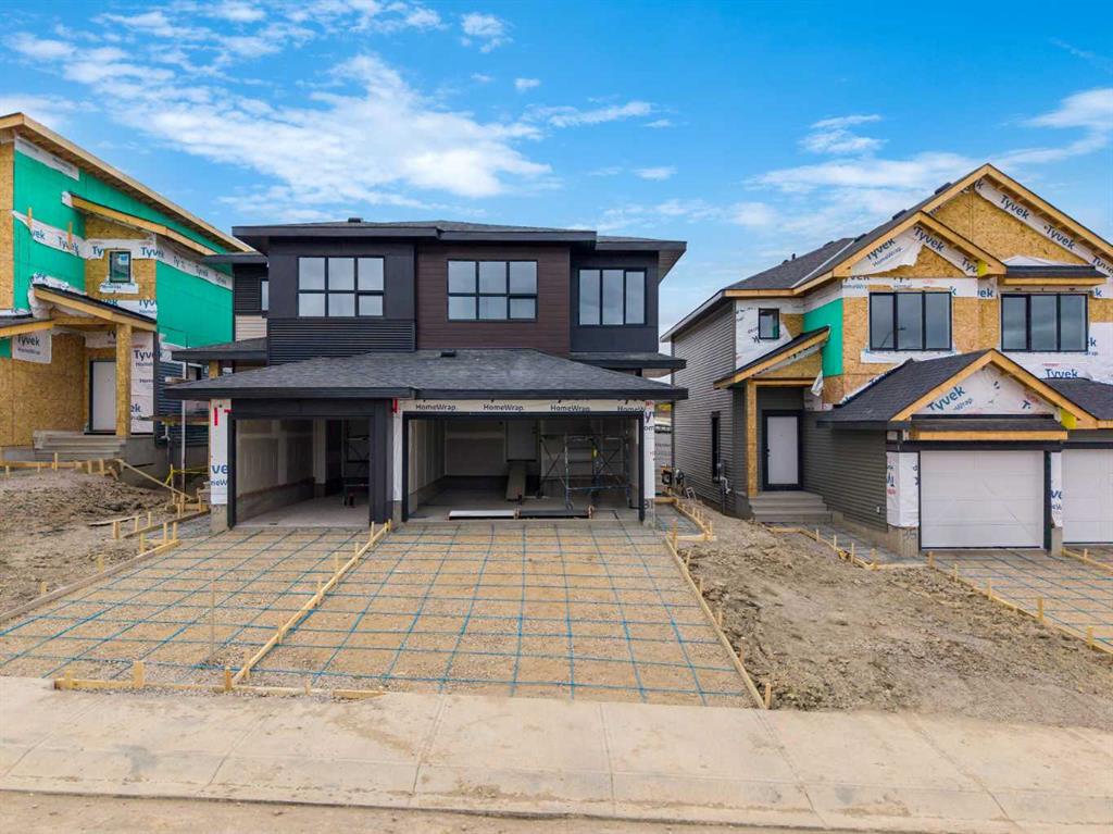 27 Heritage Heath, Cochrane, Alberta, T4C 3L3