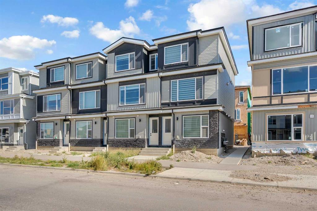 8810 48 Street NE, Calgary, Alberta, T3J 5N8