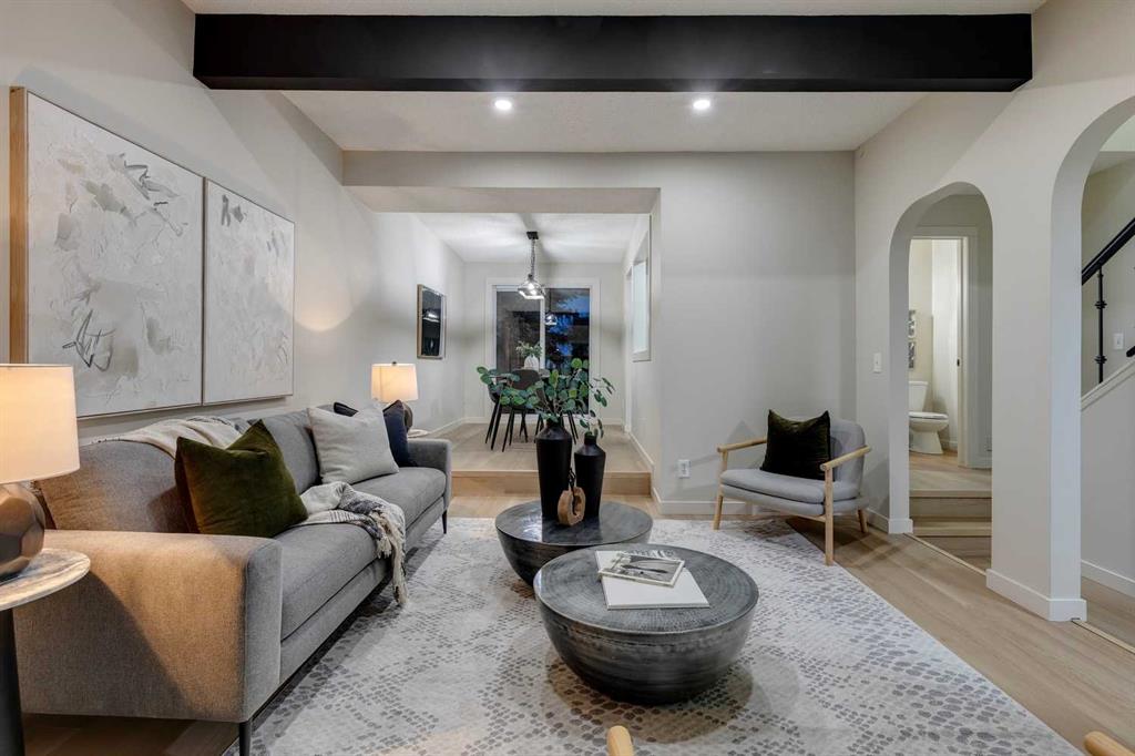 #4 7166 18 Street SE, Calgary, Alberta, T2C 1Y9