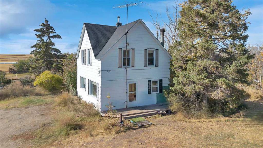 234075 Township Road 280, Rural Wheatland County, Alberta, T0J 2R0