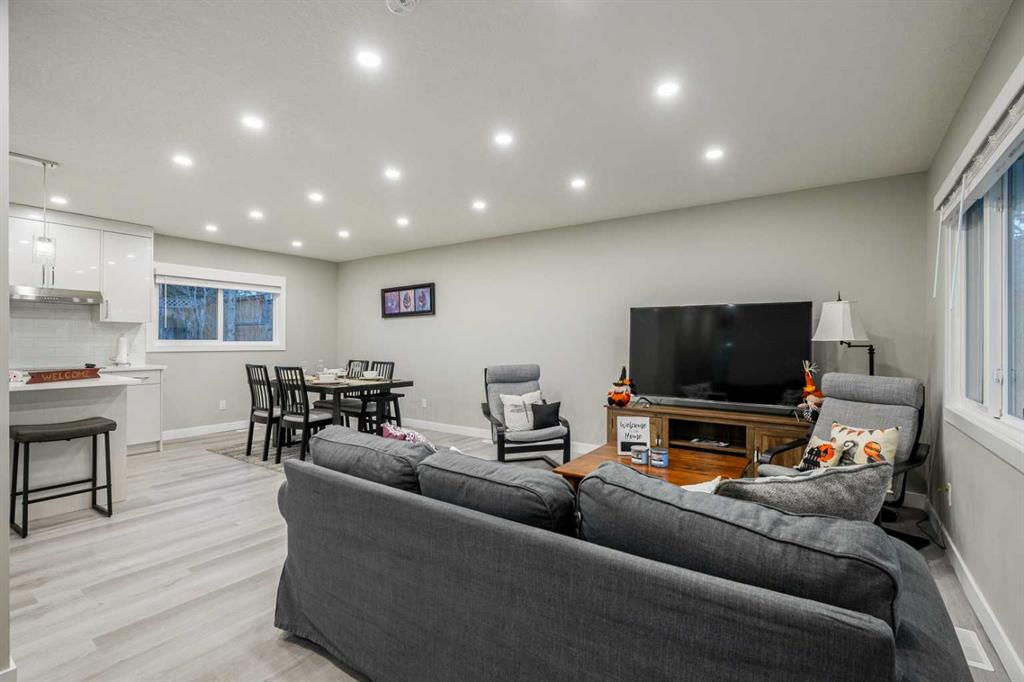 471 Northmount Drive NW, Calgary, Alberta, T2K3J1