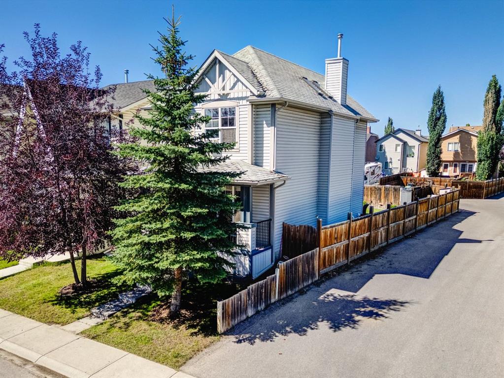 133 Auburn Bay View SE, Calgary, Alberta, T3M 0C3