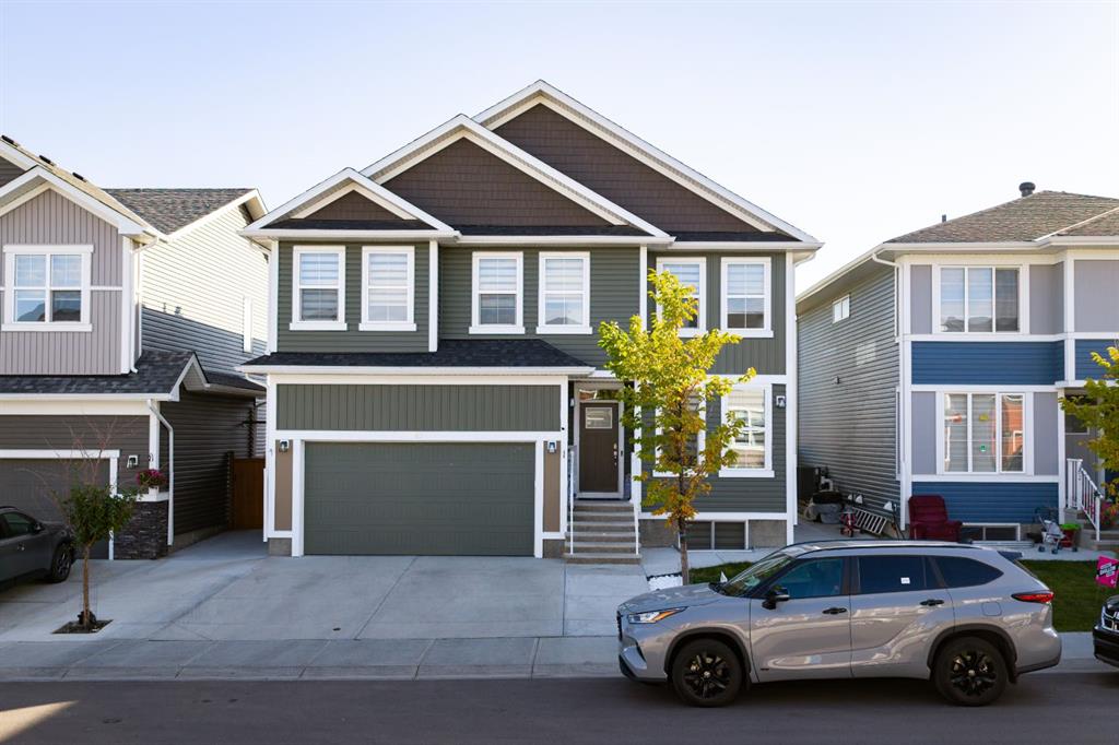 82 Red Sky Road NE, Calgary, Alberta, T3N 1R1