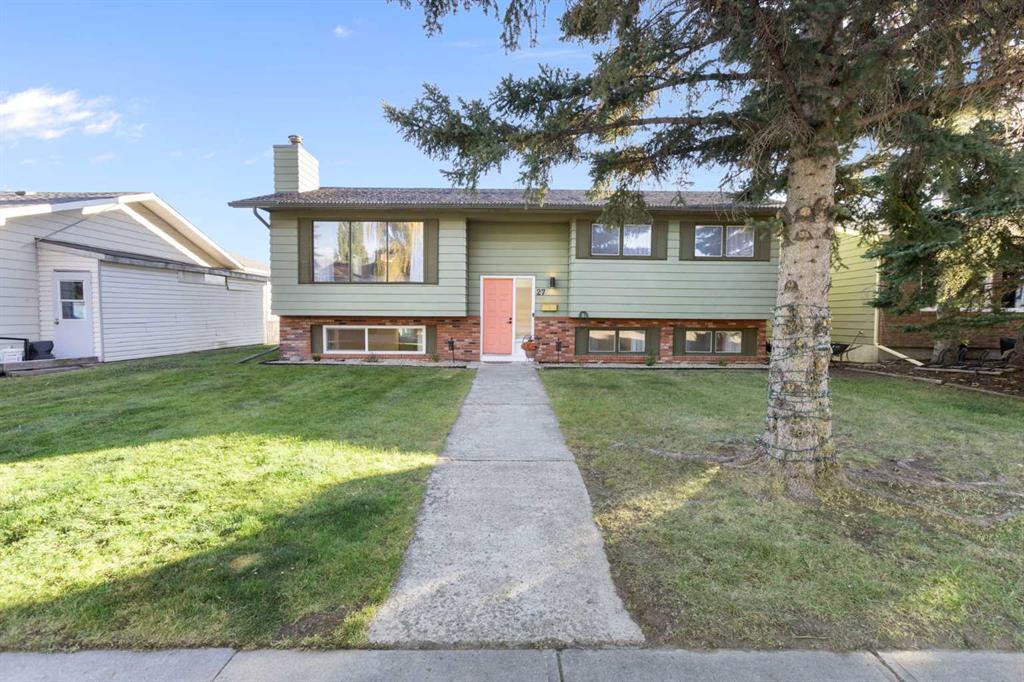 27 Deercrest Close SE, Calgary, Alberta, T2J 5S2