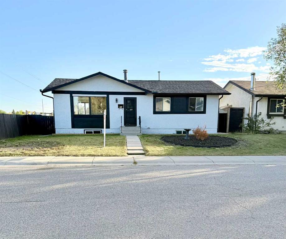 951 Maitland Way NE, Calgary, Alberta, T2A 5M8