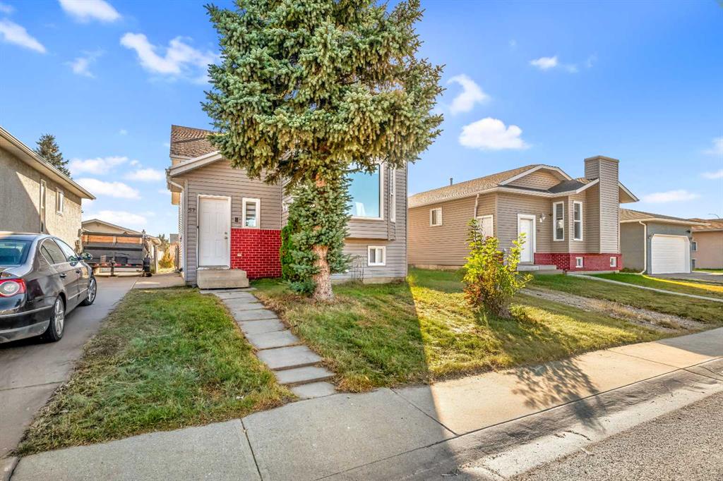 57 Martinview Crescent NE, Calgary, Alberta, T3J 2S5