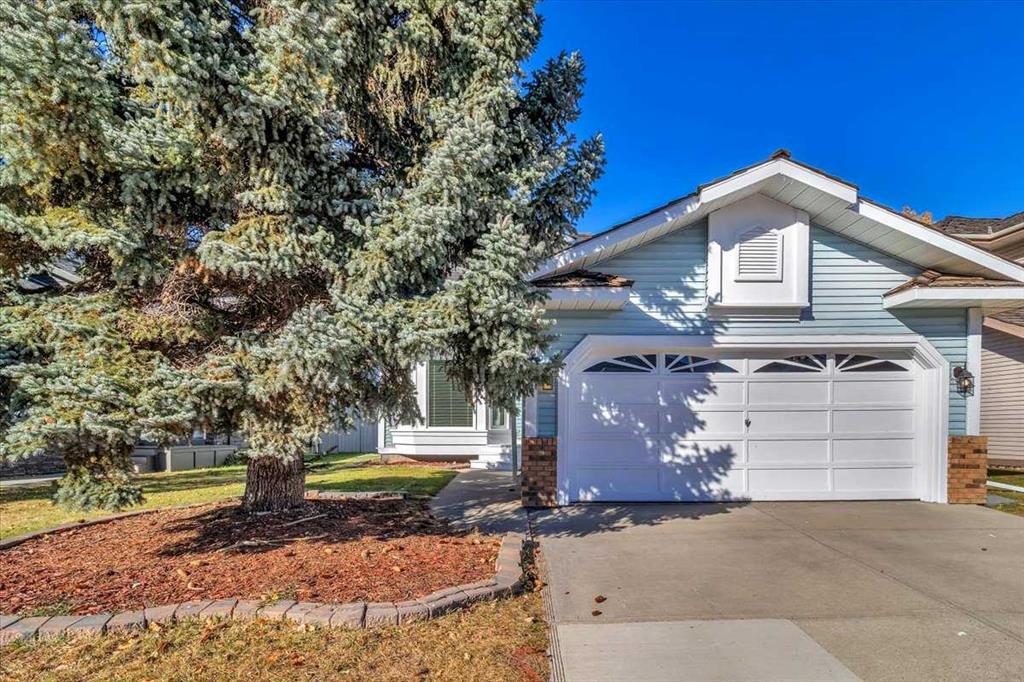 37 Douglasbank Rise SE, Calgary, Alberta, T2Z 2C5