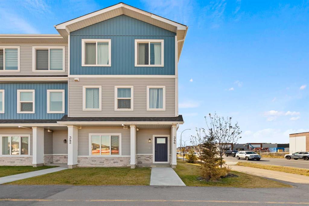 344 Corner Meadows Square NE, Calgary, Alberta, T3N 2N1