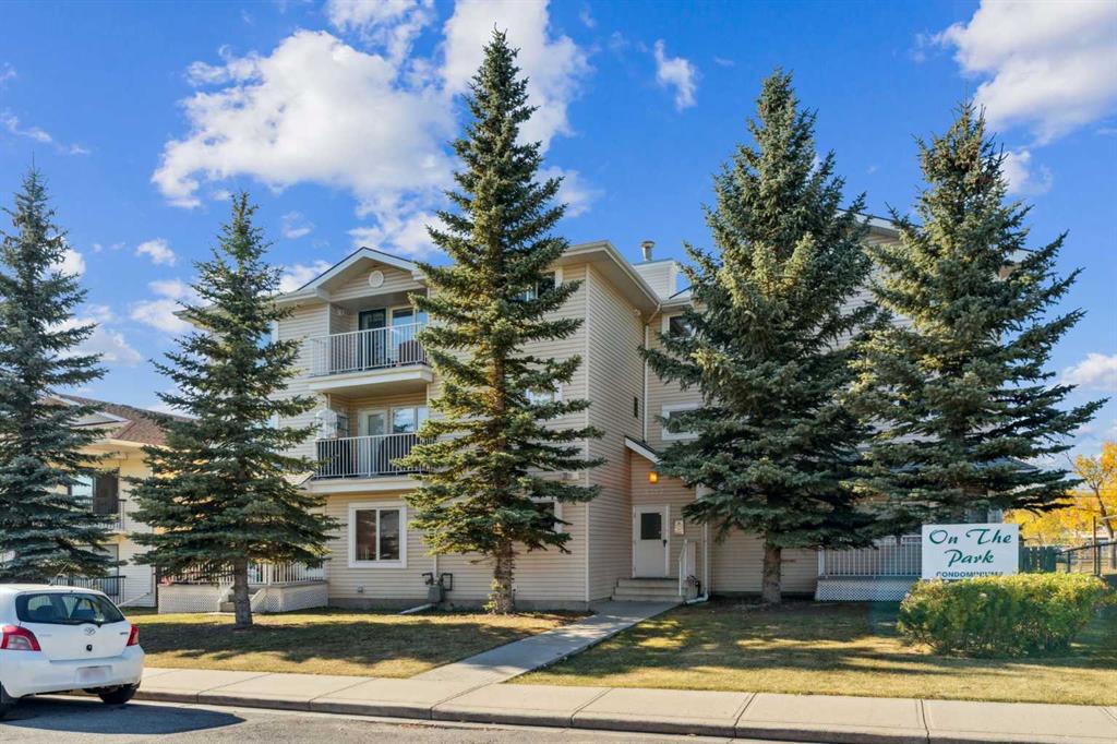 #303 4327 75 Street NW, Calgary, Alberta, T3B 2M7