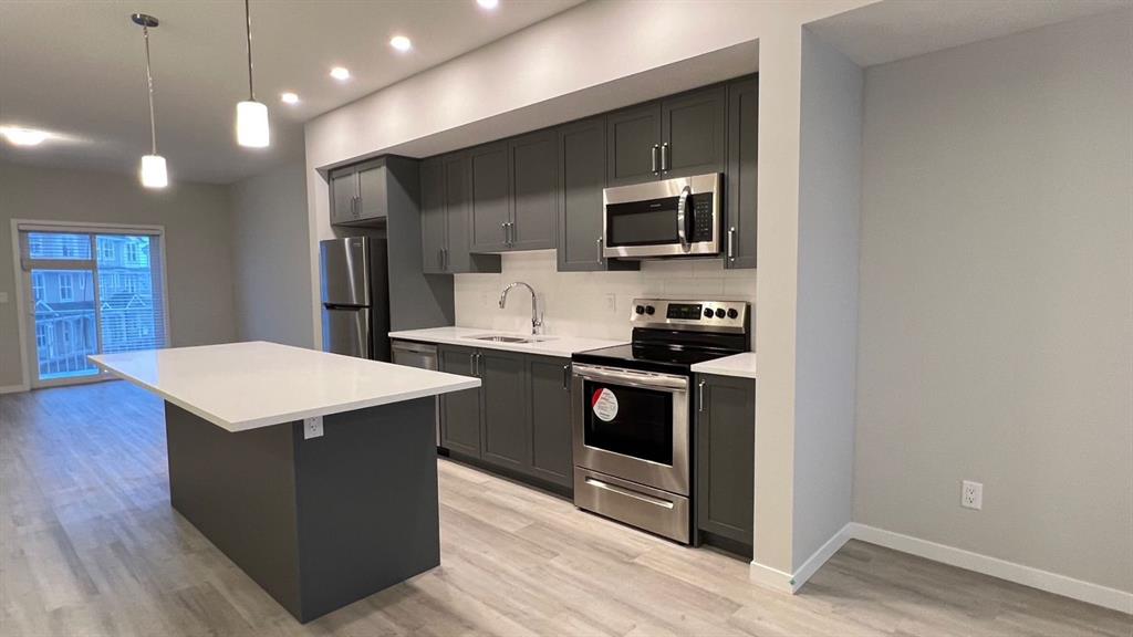 608 Copperstone Manor SE, Calgary, Alberta, T2Z 5G4