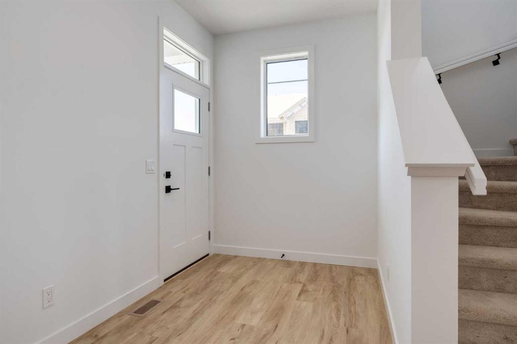 39 Belgian, Cochrane, Alberta, T4C 3H5