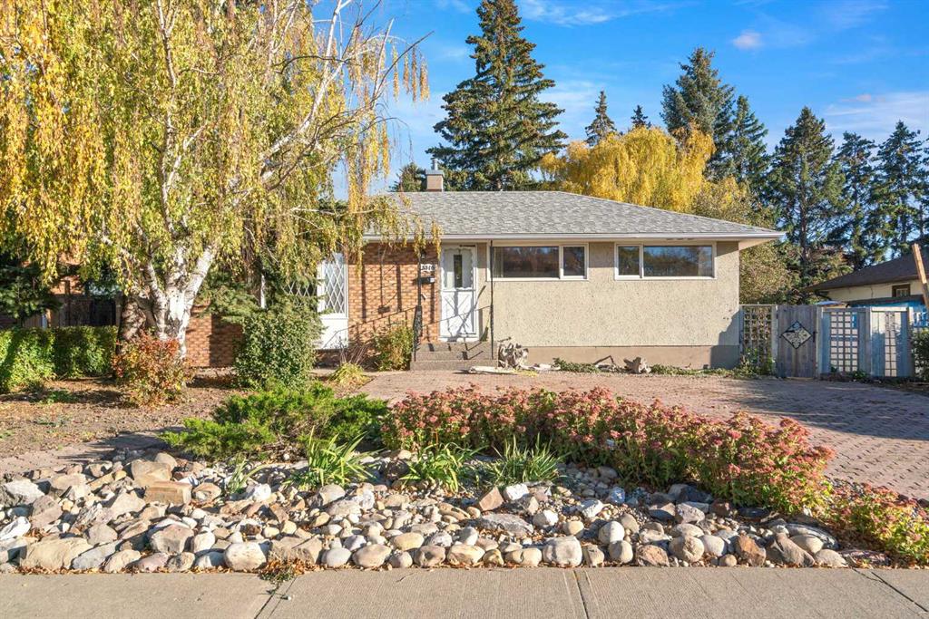 5316 Thorncliffe Drive NW, Calgary, Alberta, T2K 2Z3