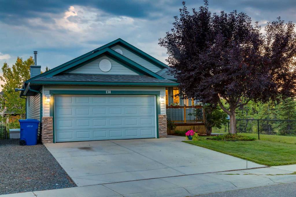 138 West Creek Springs, Chestermere, Alberta, T1X 1N8