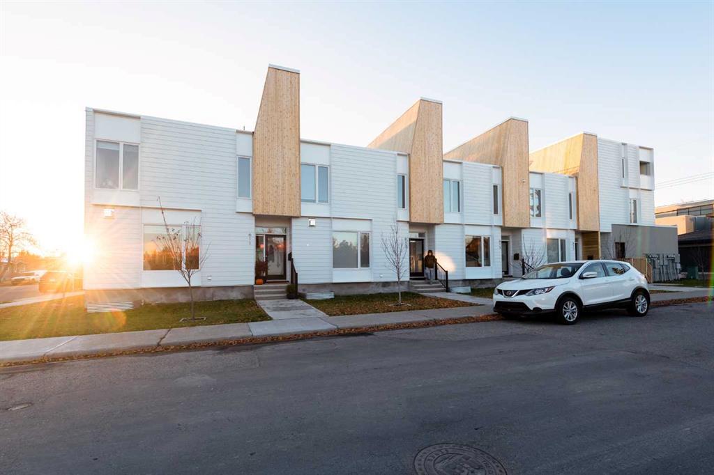 2102 5 Avenue NW, Calgary, Alberta, T2N 0S5