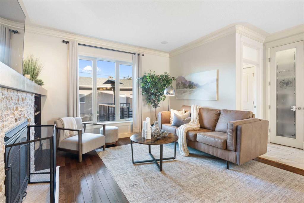 2434 31 Avenue SW, Calgary, Alberta, T2T 1T8