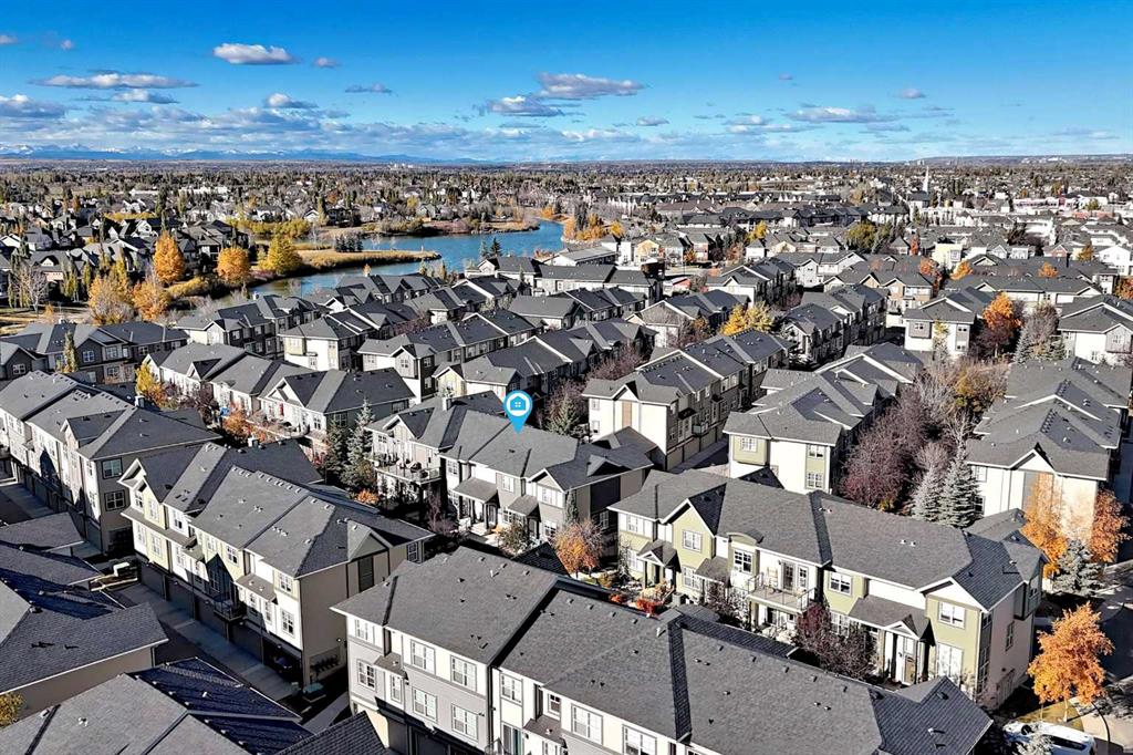 1022 Mckenzie Towne Villas SE, Calgary, Alberta, T2Z 1E4