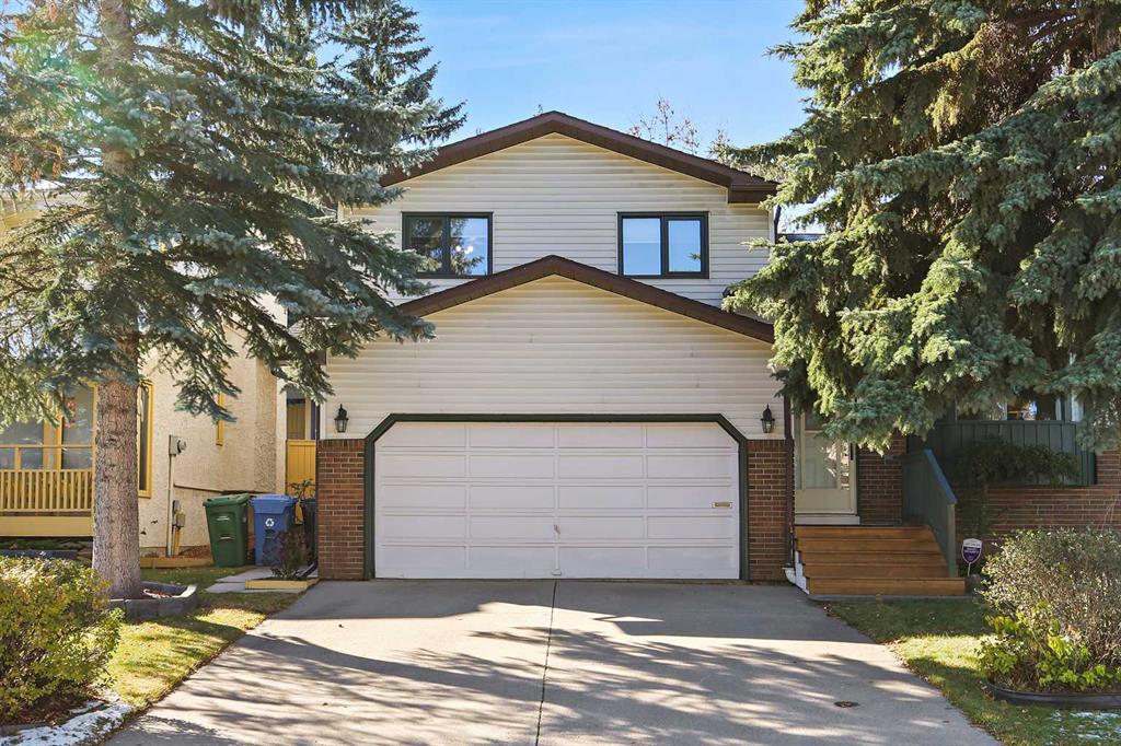 139 Stratton Crescent SW, Calgary, Alberta, T3H 1T7