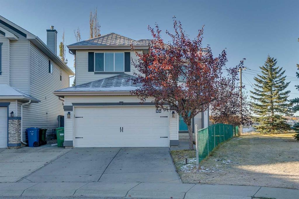 94 Somerglen Close SW, Calgary, Alberta, T2Y 3Z5