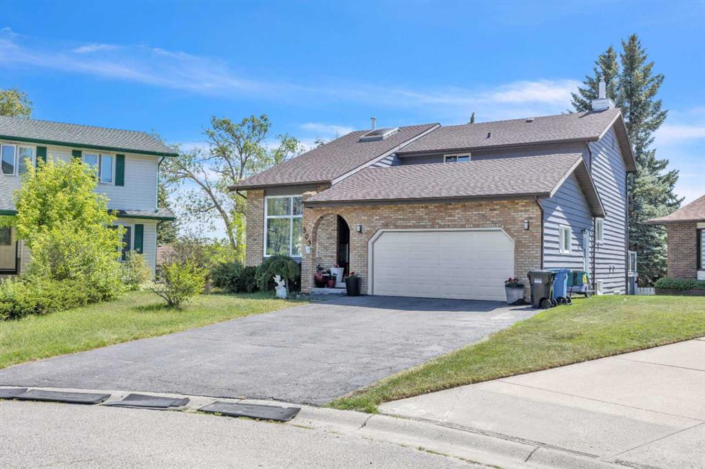 303 Ranchridge Bay NW, Calgary, Alberta, T3G 1V5