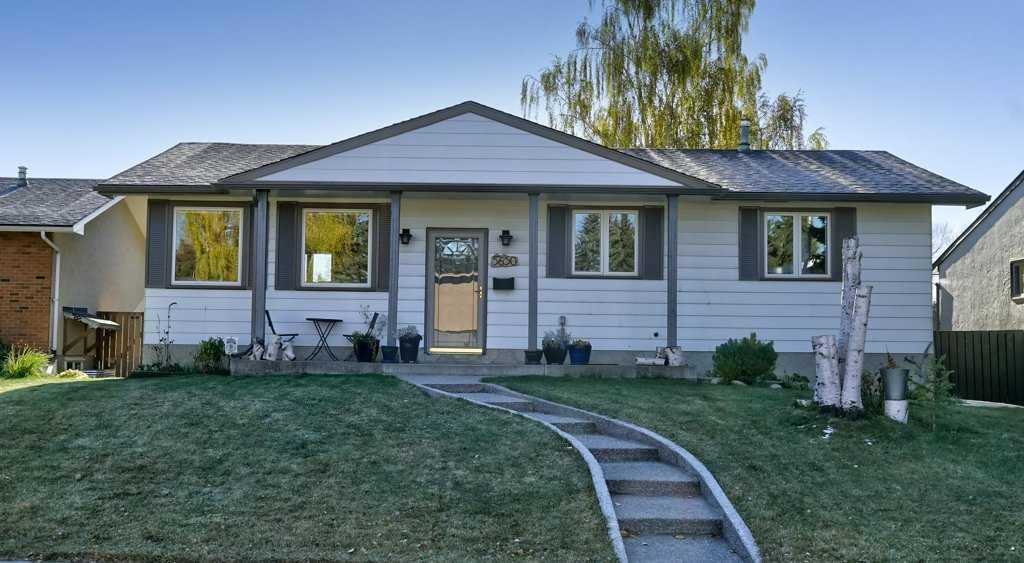 5650 Brenner Crescent NW, Calgary, Alberta, T2L 1Z4