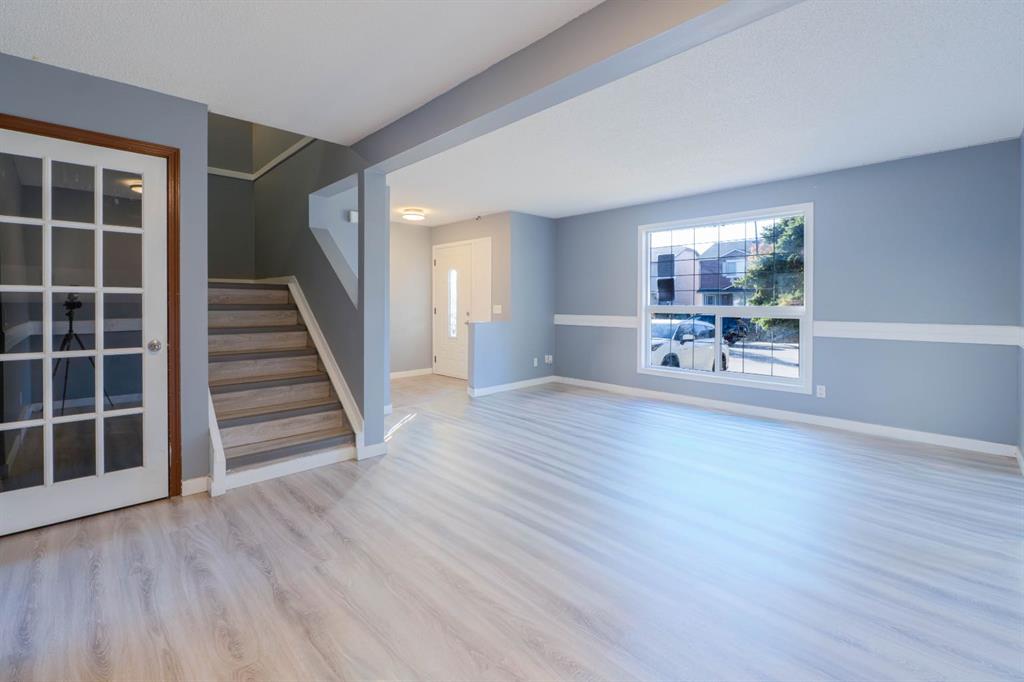 136 Martindale Divide, Calgary, Alberta, T3J 3G5