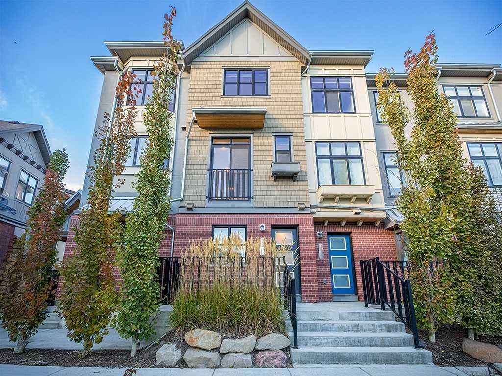 25 Spring Willow Close SW, Calgary, Alberta, T3H 6E8