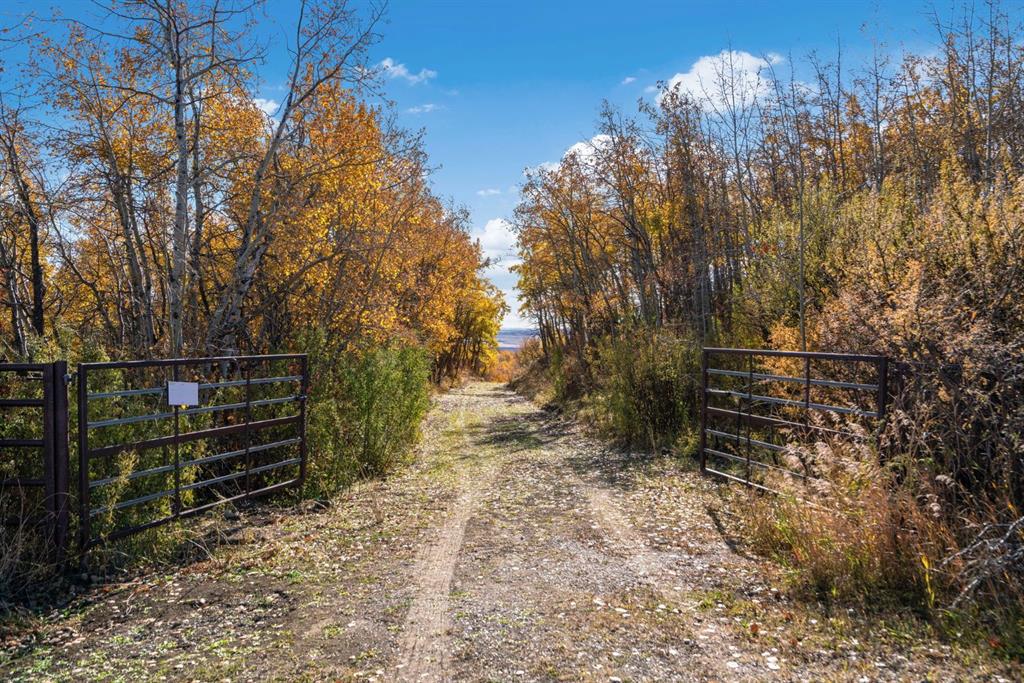 306 Avenue W, Rural Foothills County, Alberta, T2S 1A2