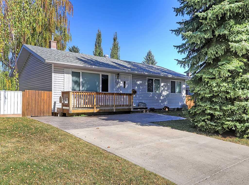 134 Hanover Road SW, Calgary, Alberta, T2V 3J4
