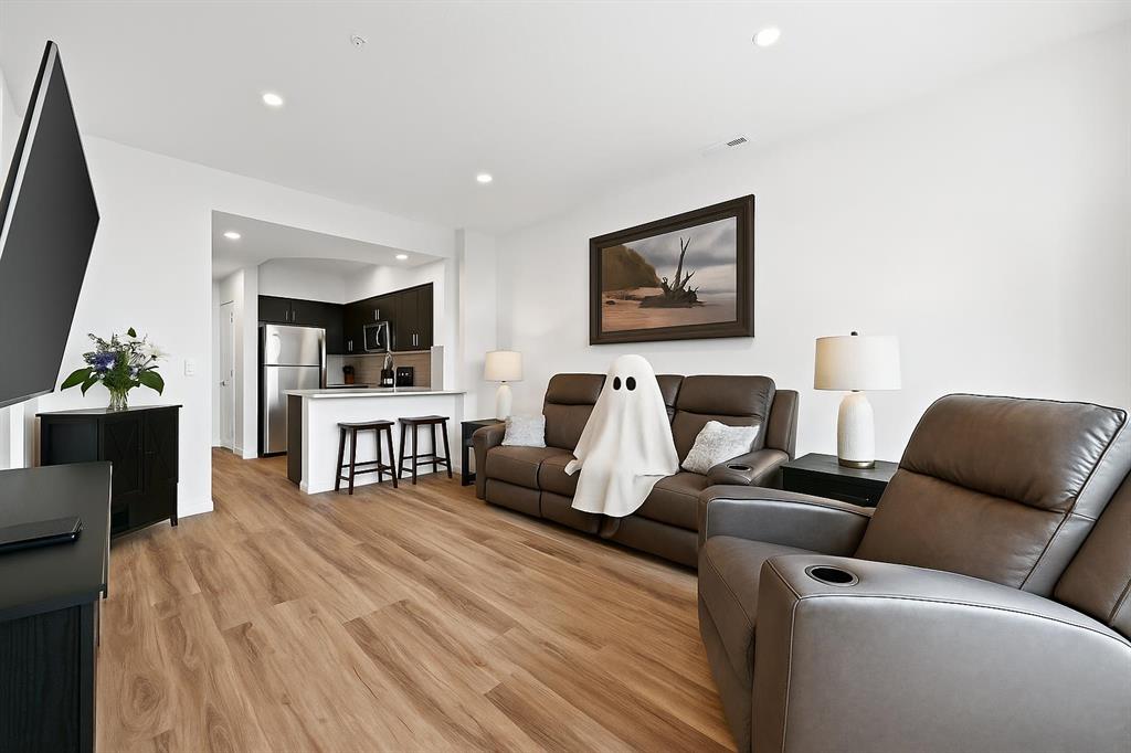 #13 108 Rockyledge View NW, Calgary, Alberta, T3G 5X2