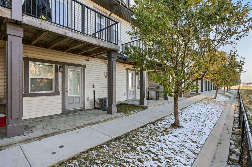 68 New Brighton Point SE, Calgary, Alberta, T2Z 1B8
