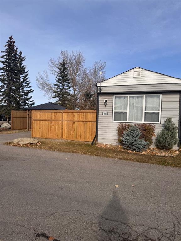 #230 6220 17 Avenue SE, Calgary, Alberta, T2a0w6