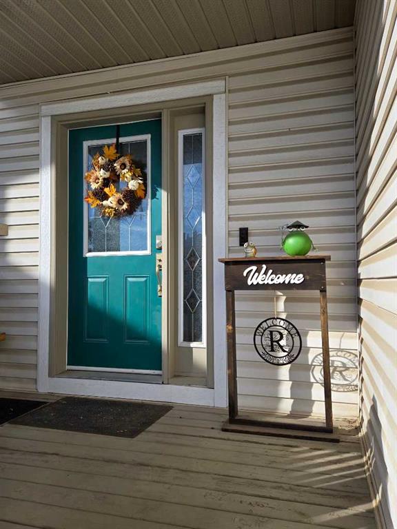 753 Fairways Green NW, Airdrie, Alberta, T4B 3E6