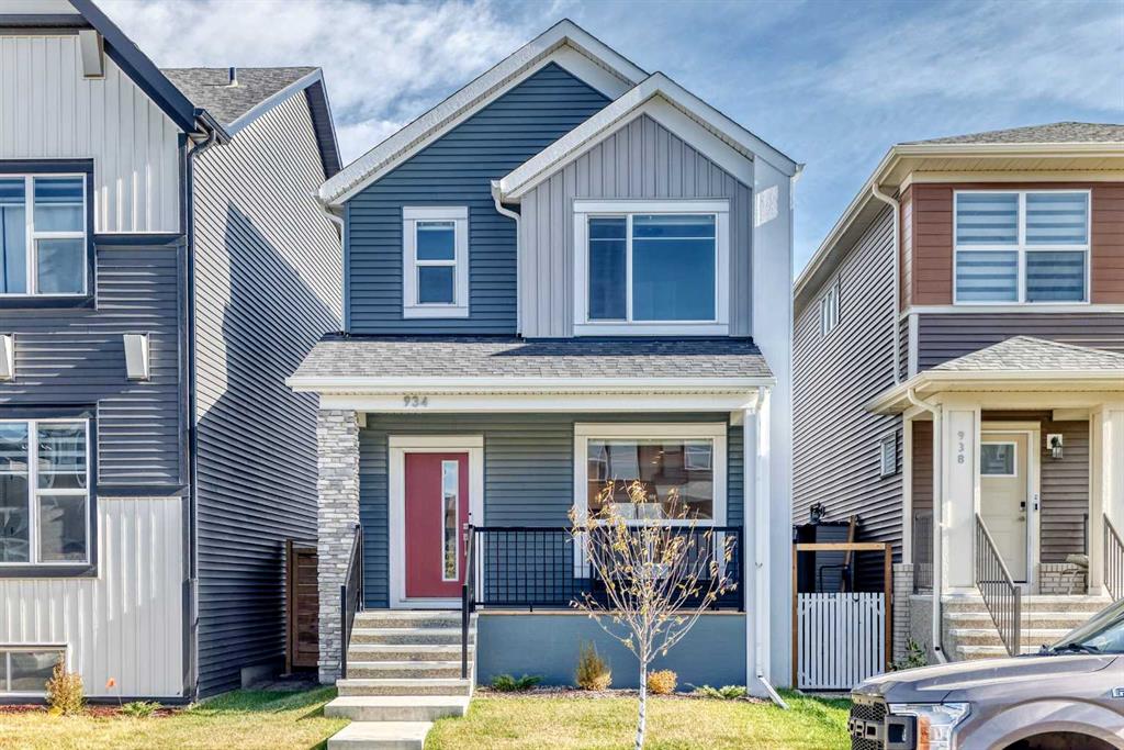 934 Cobblemore Common SW, Airdrie, Alberta, T4B 5L9